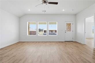 3041 Amarillo Way in Centerton, AR - Building Photo - Building Photo