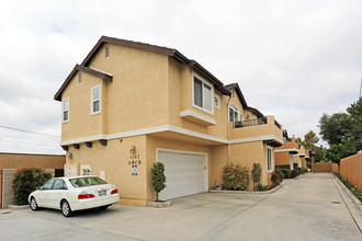 4162 Green Ave in Los Alamitos, CA - Building Photo - Building Photo