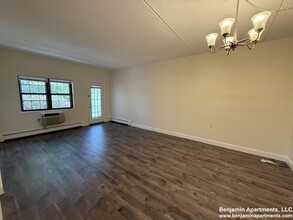 736 Highland Ave, Unit 113N in Needham, MA - Building Photo - Building Photo