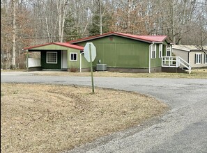 311 Rugby Rd in Crossville, TN - Building Photo - Building Photo