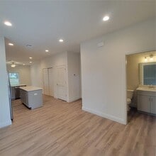 1293 Disston Ave in Clermont, FL - Building Photo - Building Photo