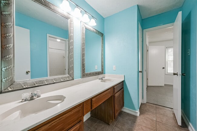 property at 2514 General Colony Dr