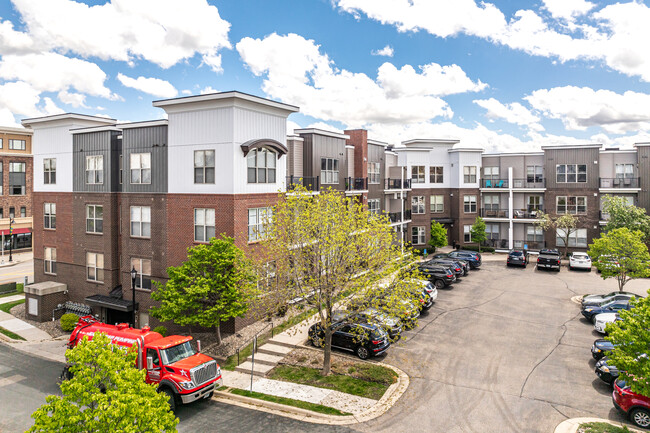 Village in the Park Condominium in Minneapolis, MN - Building Photo - Building Photo