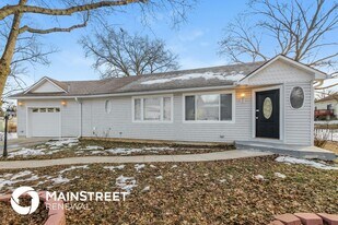 1507 Grand Ave in Leavenworth, KS - Building Photo