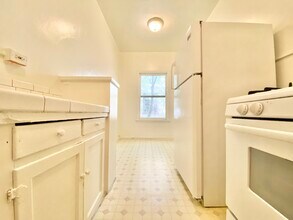 836 Sanborn Ave in Los Angeles, CA - Building Photo - Building Photo