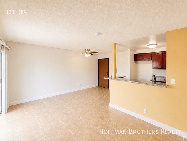 15040 Vanowen St, Unit 110