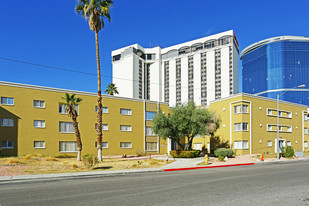 Somerset Gardens in Las Vegas, NV - Building Photo