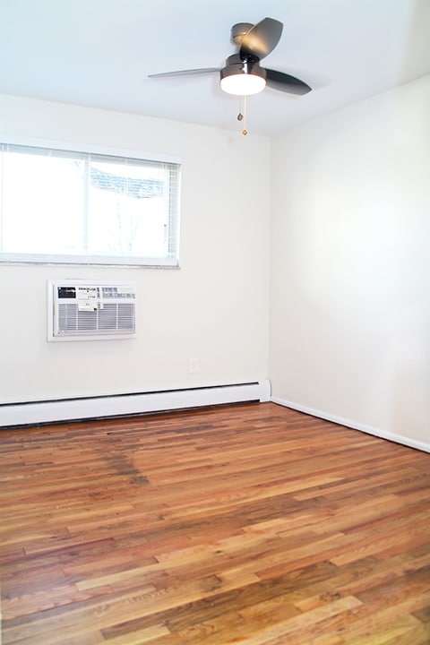 2955 Madison Road in Cincinnati, OH - Foto de edificio - Interior Photo