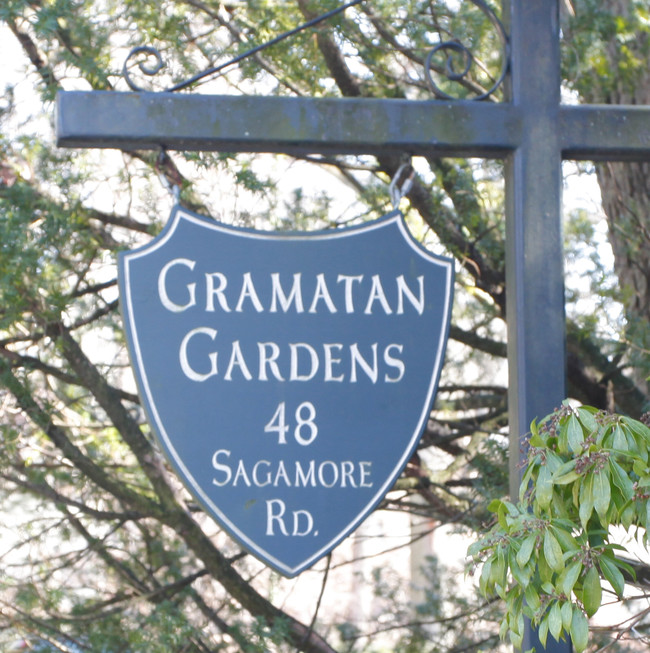 Gramatan Gardens in Bronxville, NY - Foto de edificio - Building Photo