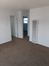 257 East Ave, Unit unit 1 in San Bruno, CA - Building Photo - Building Photo