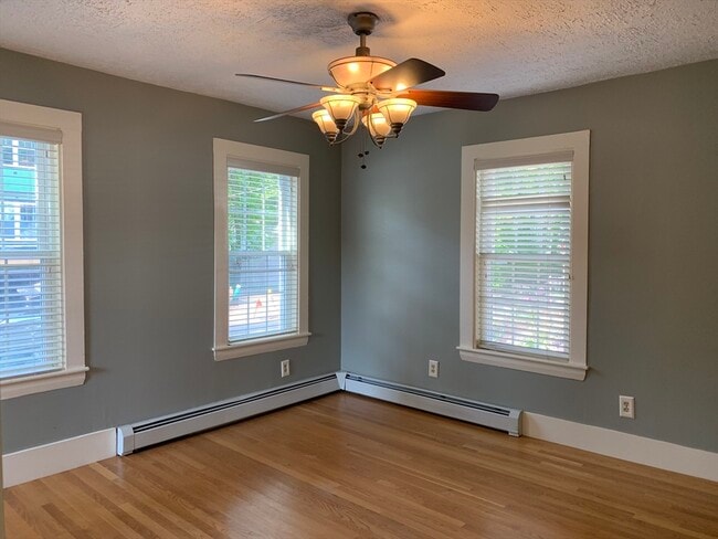 5 Whalen Ln in Natick, MA - Building Photo - Building Photo