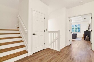 124 W Prive Cir in Delray Beach, FL - Building Photo - Building Photo