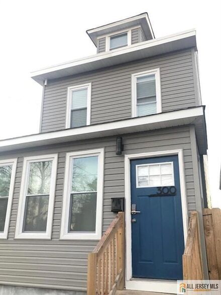 property at 300 D'Arcy Ave