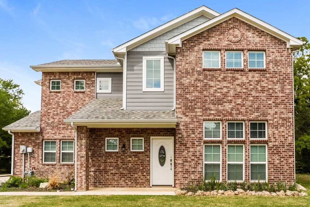 601 Meadowbrook in Lake Dallas, TX - Foto de edificio