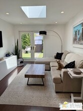 2032 Ocean Park Blvd in Santa Monica, CA - Building Photo - Building Photo