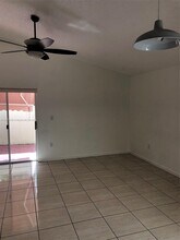6132 NW 181st Terrace Cir W in Hialeah, FL - Building Photo - Building Photo