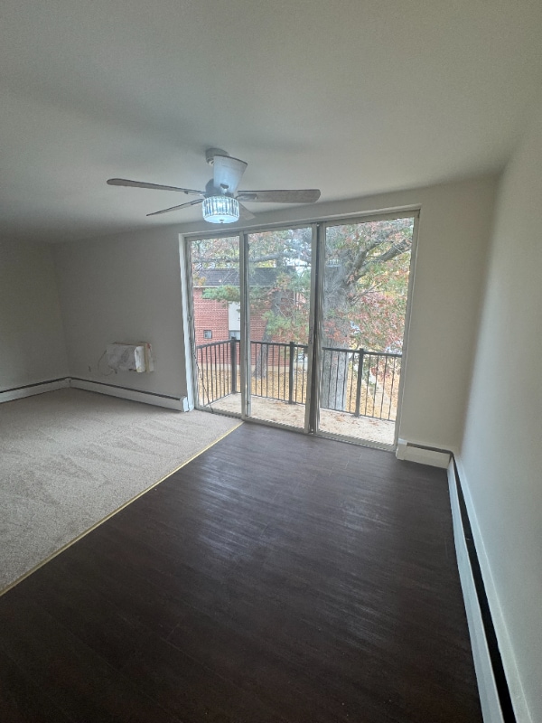 property at 100 E Glenolden Ave