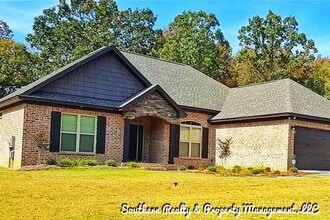 132 Mulder Cove Ln in Wetumpka, AL - Building Photo - Building Photo