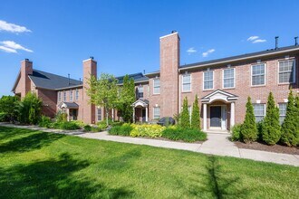 5706 Hampshire Ln in Ypsilanti, MI - Building Photo - Building Photo