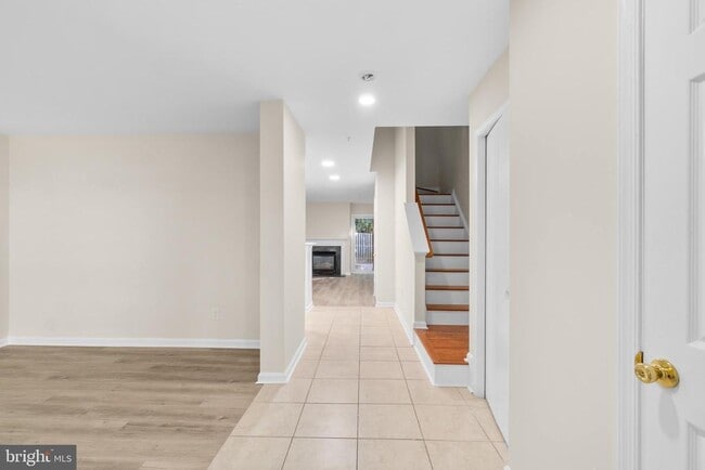 property at 111 Cavenrock Ct