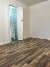 1354 Carlton Dr in Glendale, CA - Building Photo - Building Photo