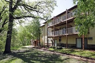 Gateway in Ames, IA - Foto de edificio - Building Photo