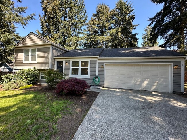 property at 15613 97th Ave Ct E