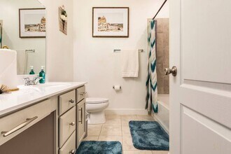 528 Bronze Forest Dr in Fort Worth, TX - Building Photo - Building Photo