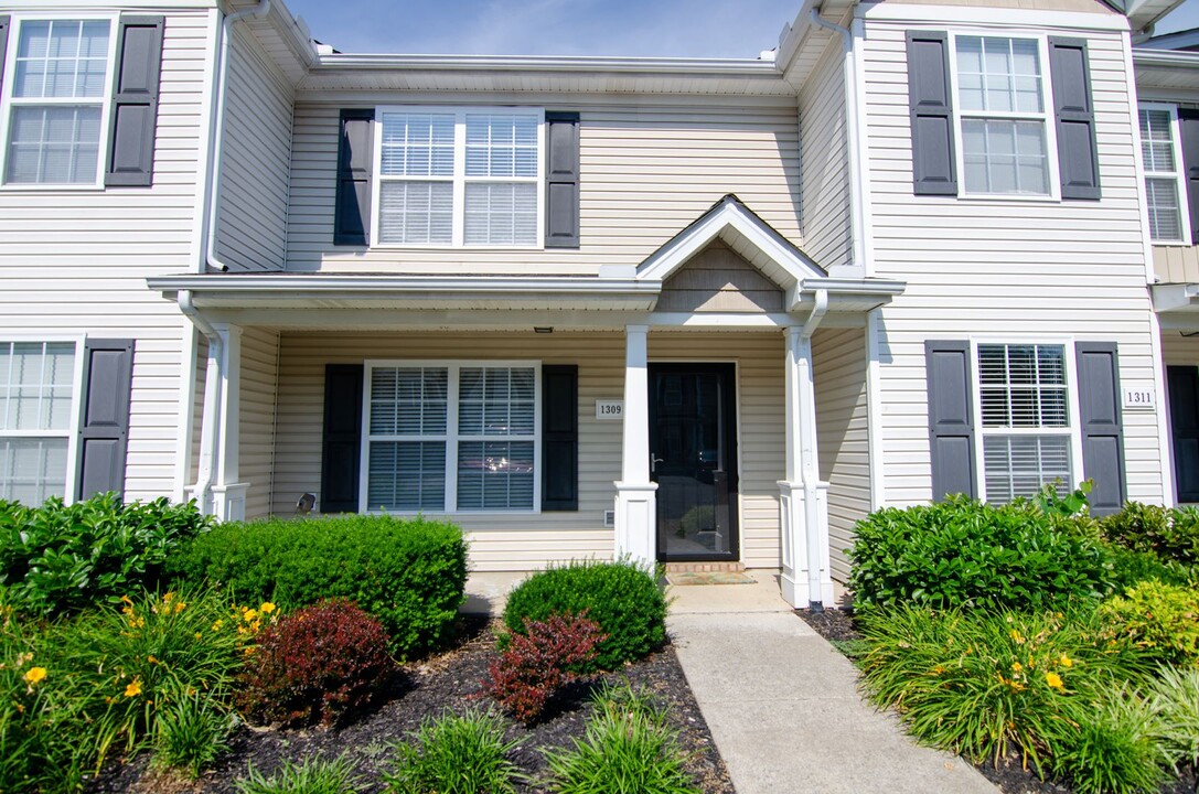 1309 Tweedle Ct in Murfreesboro, TN - Building Photo