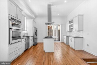 1548 S 25th St in Philadelphia, PA - Building Photo - Building Photo