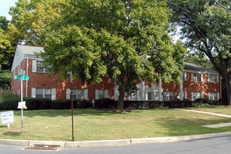 Glenn Wyn in Lancaster, PA - Building Photo - Building Photo