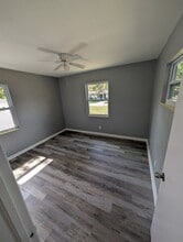 17 Belle Meade Cir in Largo, FL - Foto de edificio - Building Photo