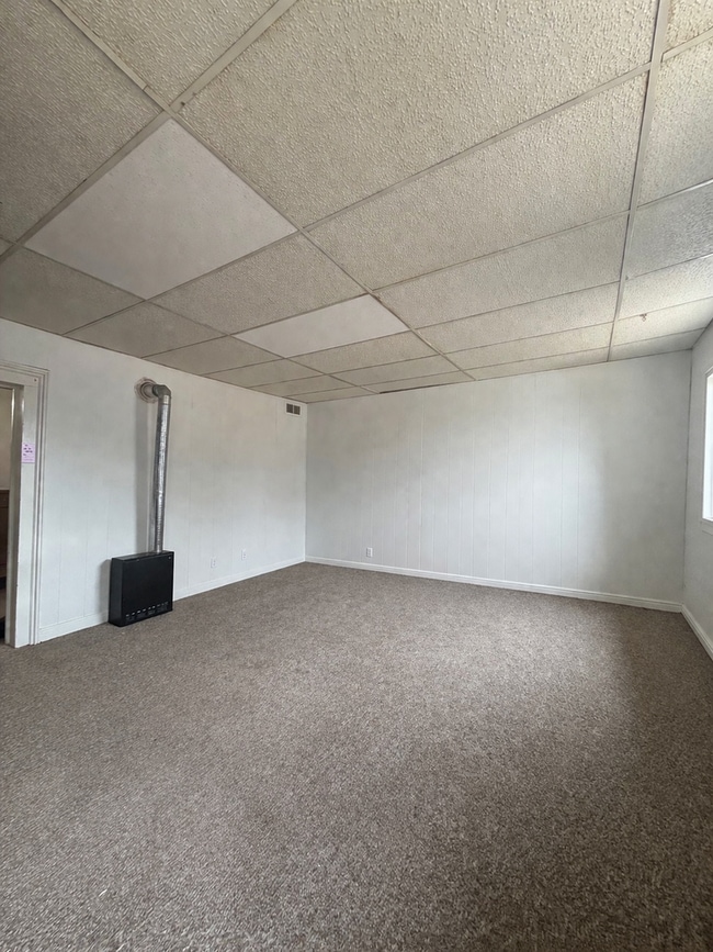 property at 1146 Bellevue Ave