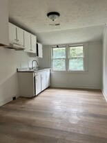 1613 Dewitt Ave in Conway, SC - Building Photo