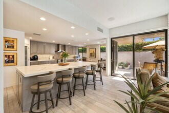 76 Princeton Dr in Rancho Mirage, CA - Building Photo - Building Photo