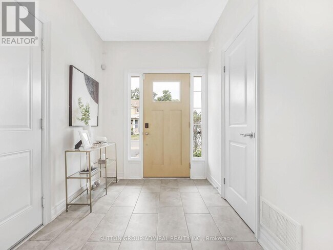 3863 Ryan Ave in Fort Erie, ON - Building Photo - Building Photo