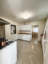 530 N Quarantina St in Santa Barbara, CA - Foto de edificio - Building Photo