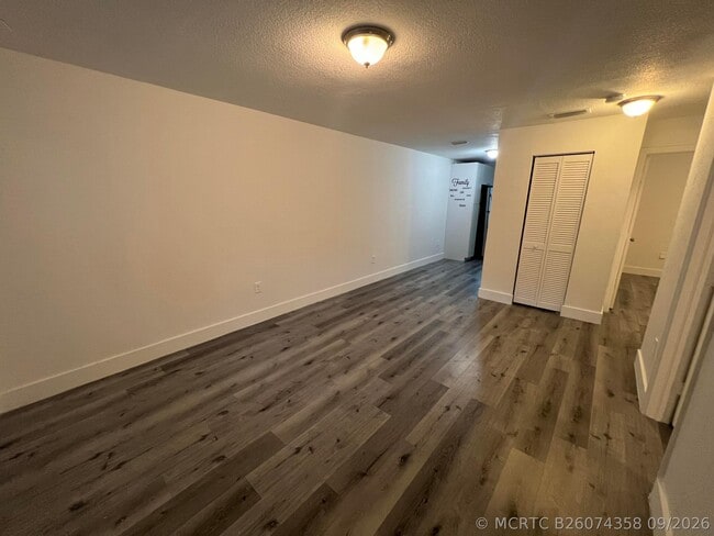 242 NW 14th St