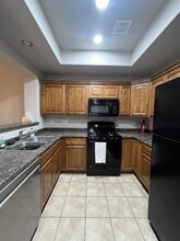 4518 Cave Run Ln in South Jordan, UT - Building Photo - Building Photo