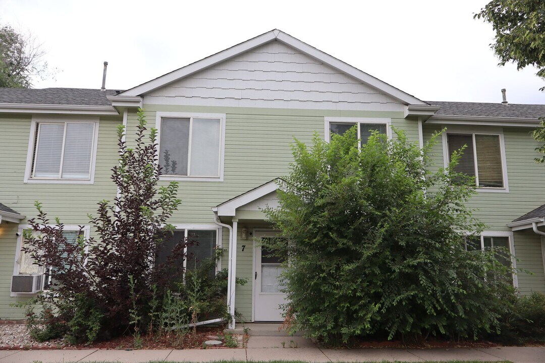 4315 John F Kennedy Pkwy in Fort Collins, CO - Building Photo