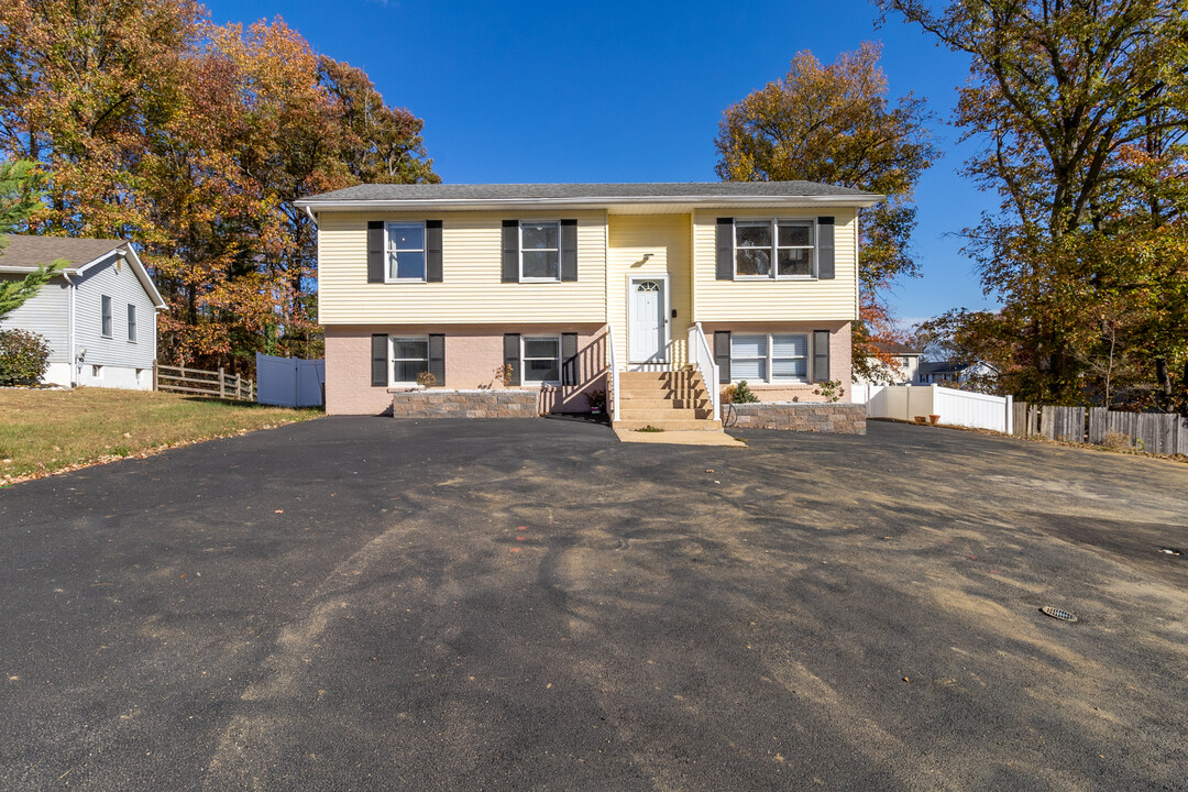 3 Garvey Ln in Newark, DE - Building Photo