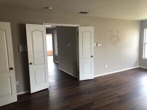310 Crossland Cove in Leander, TX - Building Photo - Building Photo