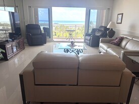 328 N Ocean Blvd, Unit 706 in Pompano Beach, FL - Building Photo