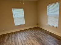 1456 Godwin St photo'