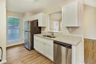 5022 Canyon Blanco Dr in Houston, TX - Building Photo - Building Photo