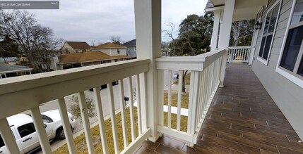 402 Live Oak St in College Station, TX - Building Photo - Building Photo