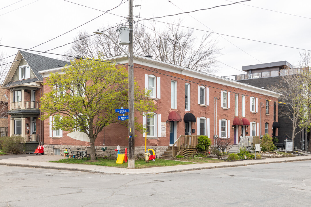 12 Monk St in Ottawa, ON - Building Photo