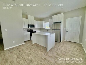 1312 Sucre Dr-Unit -1312-1 Sucre in Edinburg, TX - Foto de edificio - Building Photo