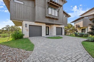 19201 Crusoe Cv in Spicewood, TX - Building Photo - Building Photo