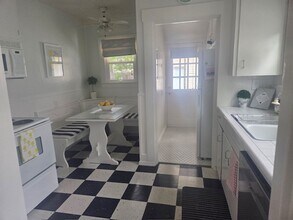 1007 Reddy Ave in Medford, OR - Building Photo - Building Photo